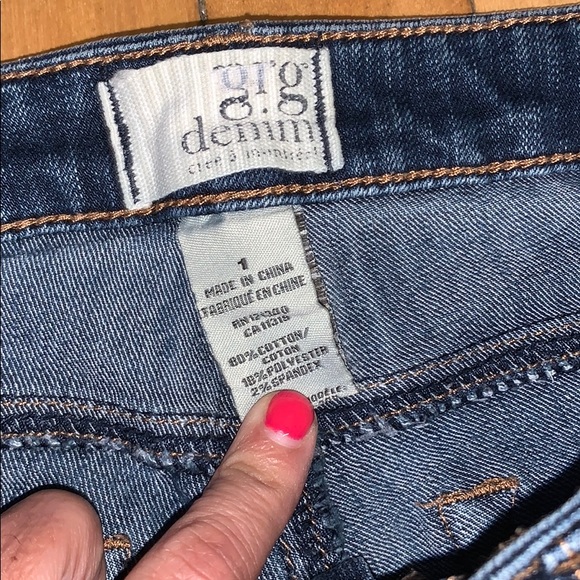 2/$30 Garage Denim Super Skinny size 1 - Picture 4 of 5